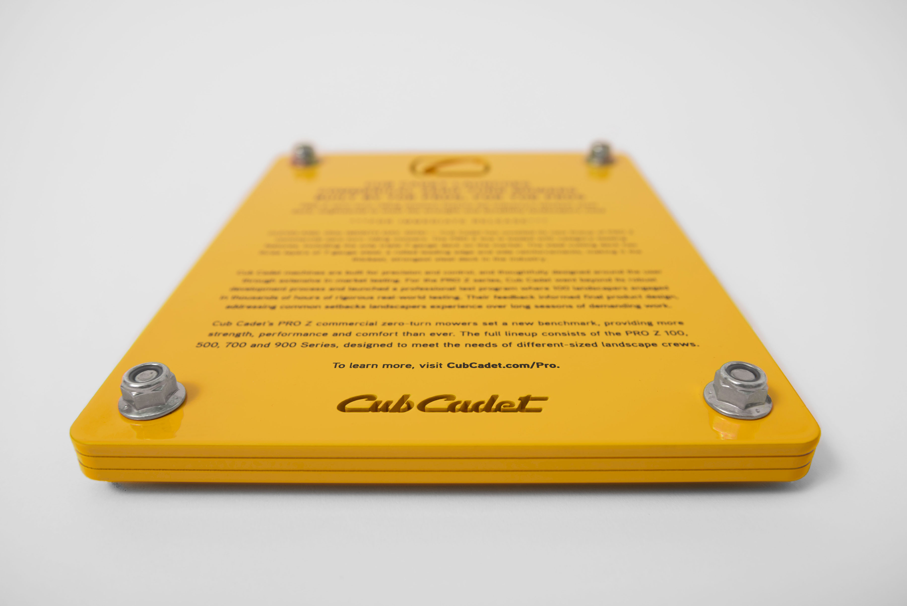 Cub Cadet PROZ Flat ONESHOW