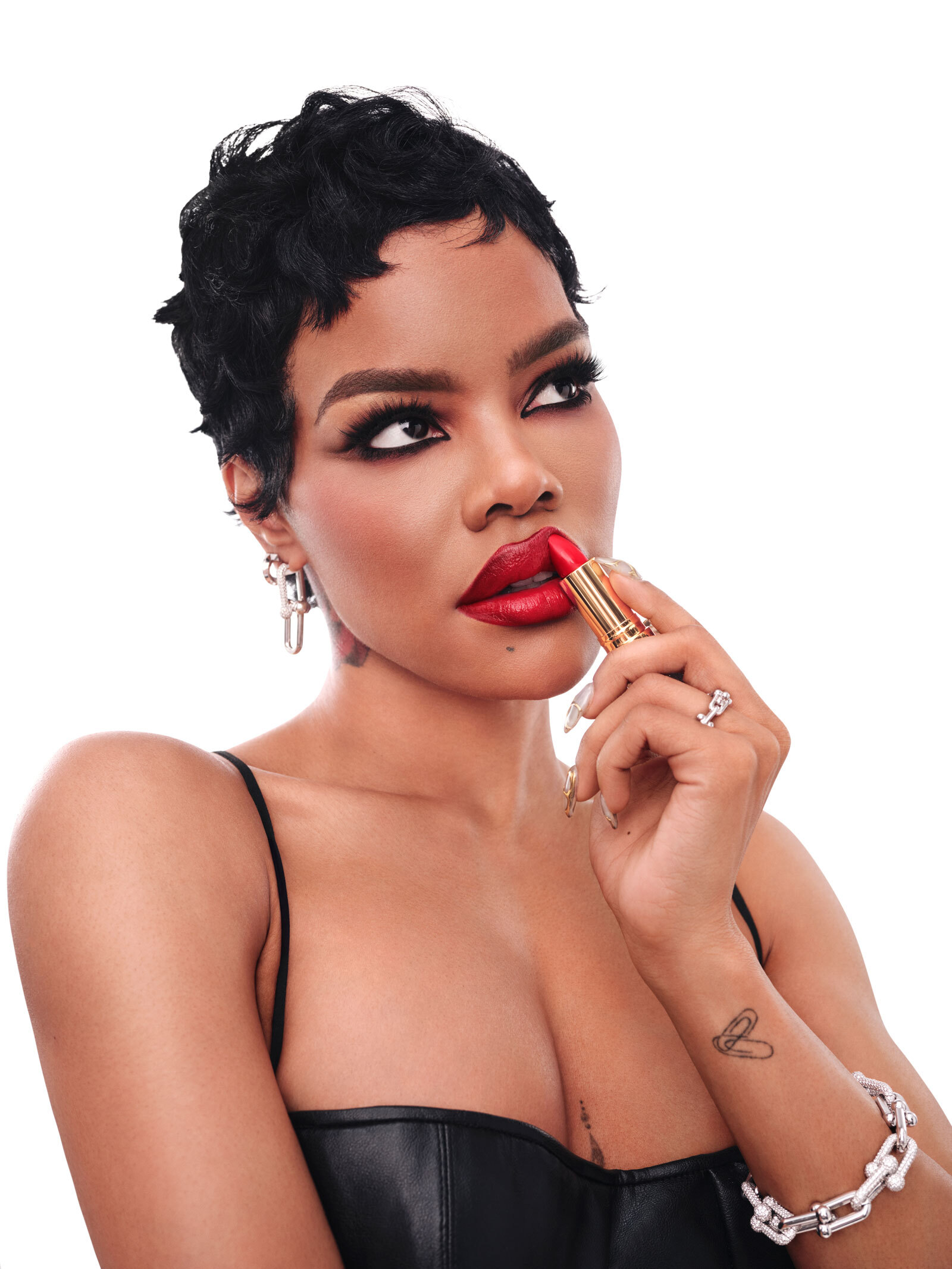 RV 1 H26 SL Ultra Lipstick Beauty Teyanna Taylor Heatwave 010 300 RGB