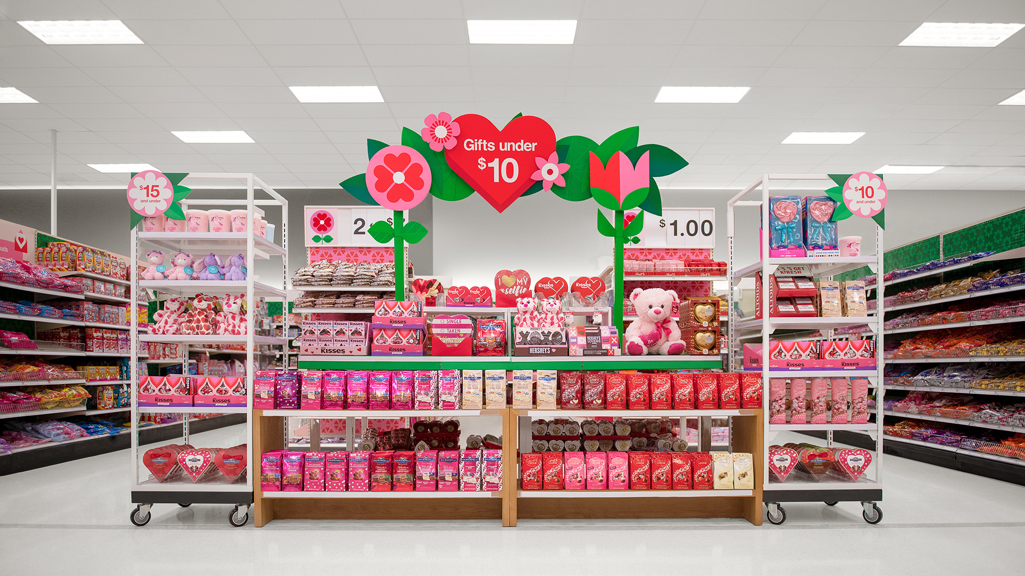 Target Valentines Display Slideshow 01 2048x1152 v2